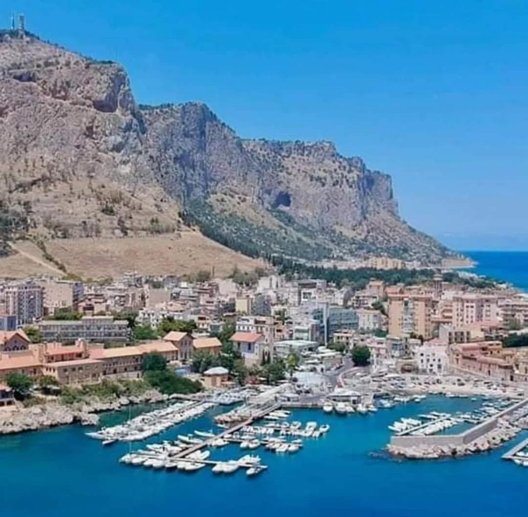 La Trinacria Mare Appartement Palermo Buitenkant foto
